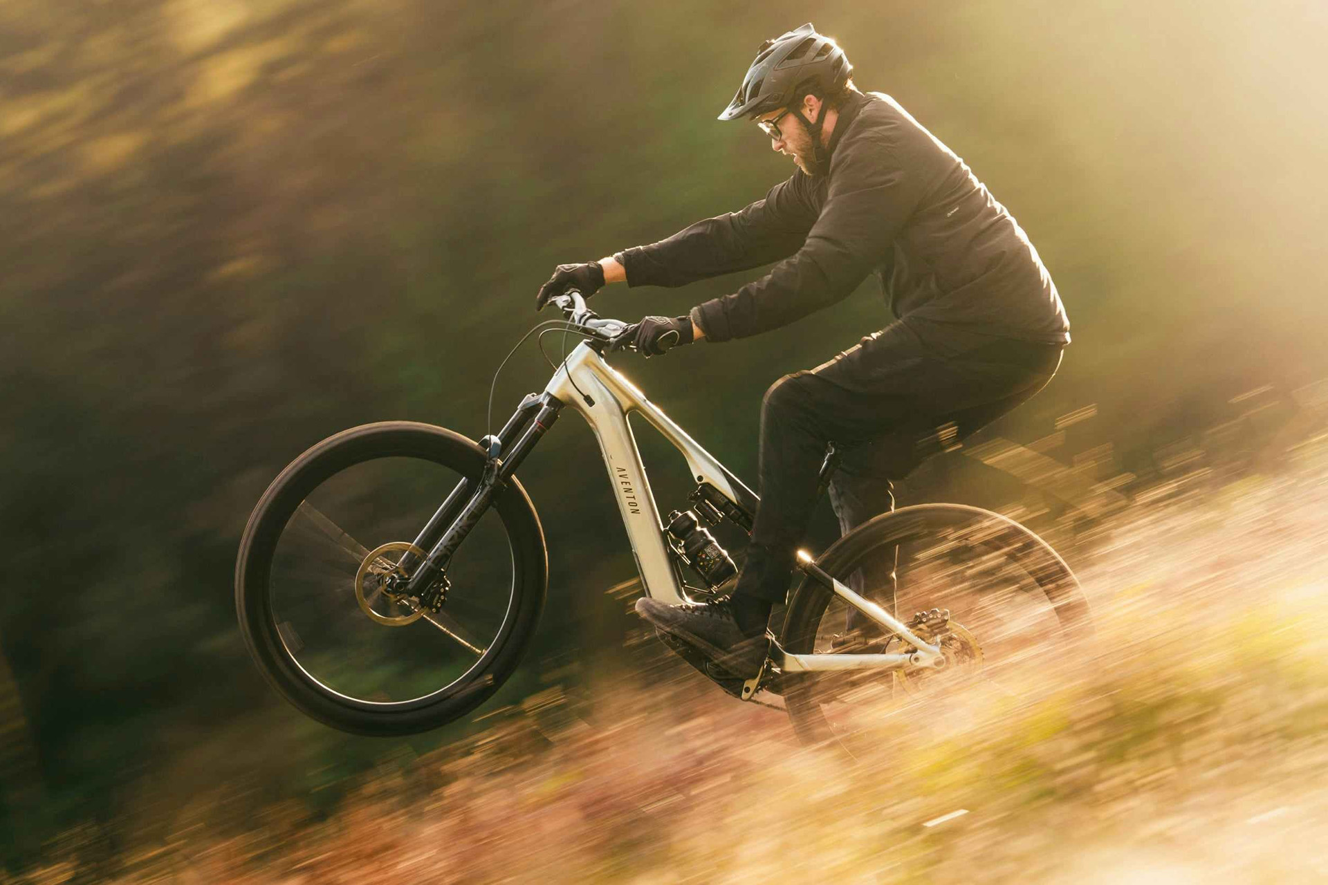 Aventon