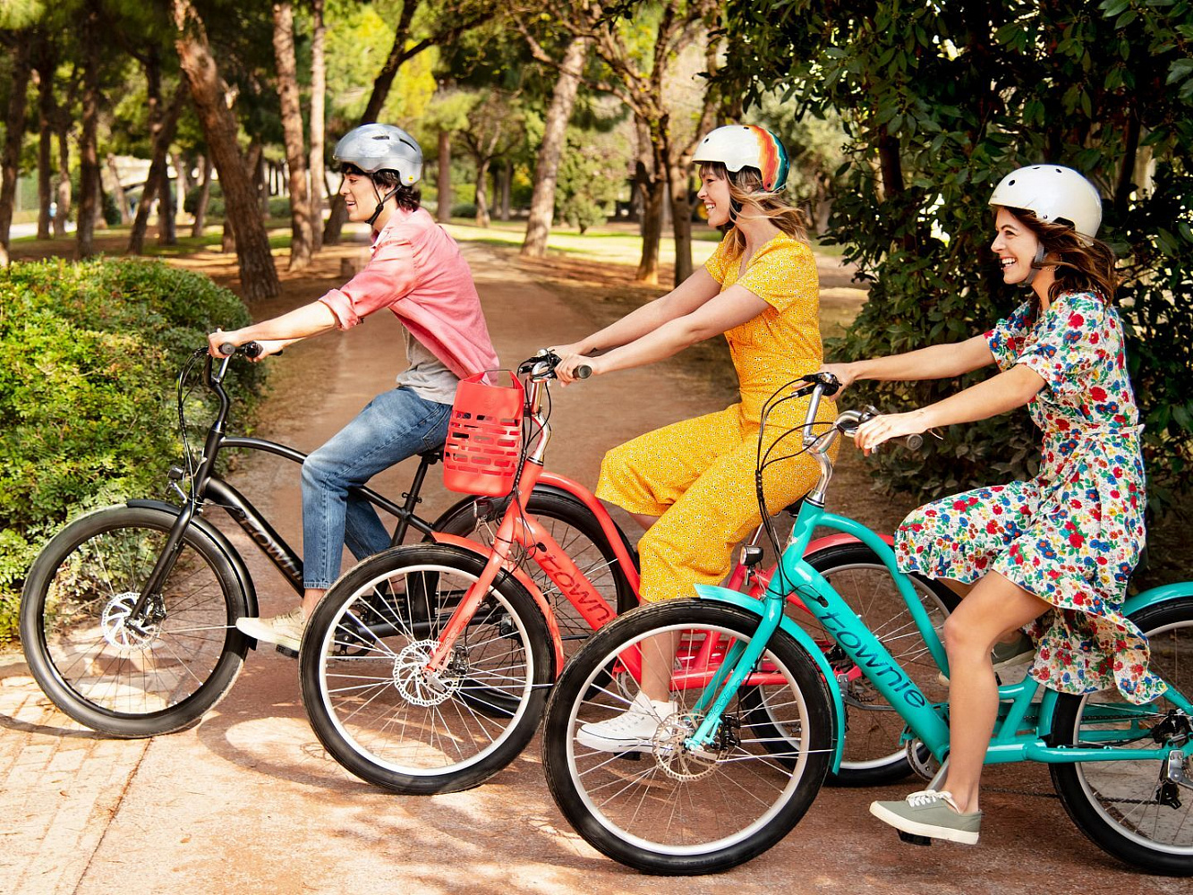 Электровелосипед Electra Townie GO! 7D EQ Step Thru Tahiti Blue